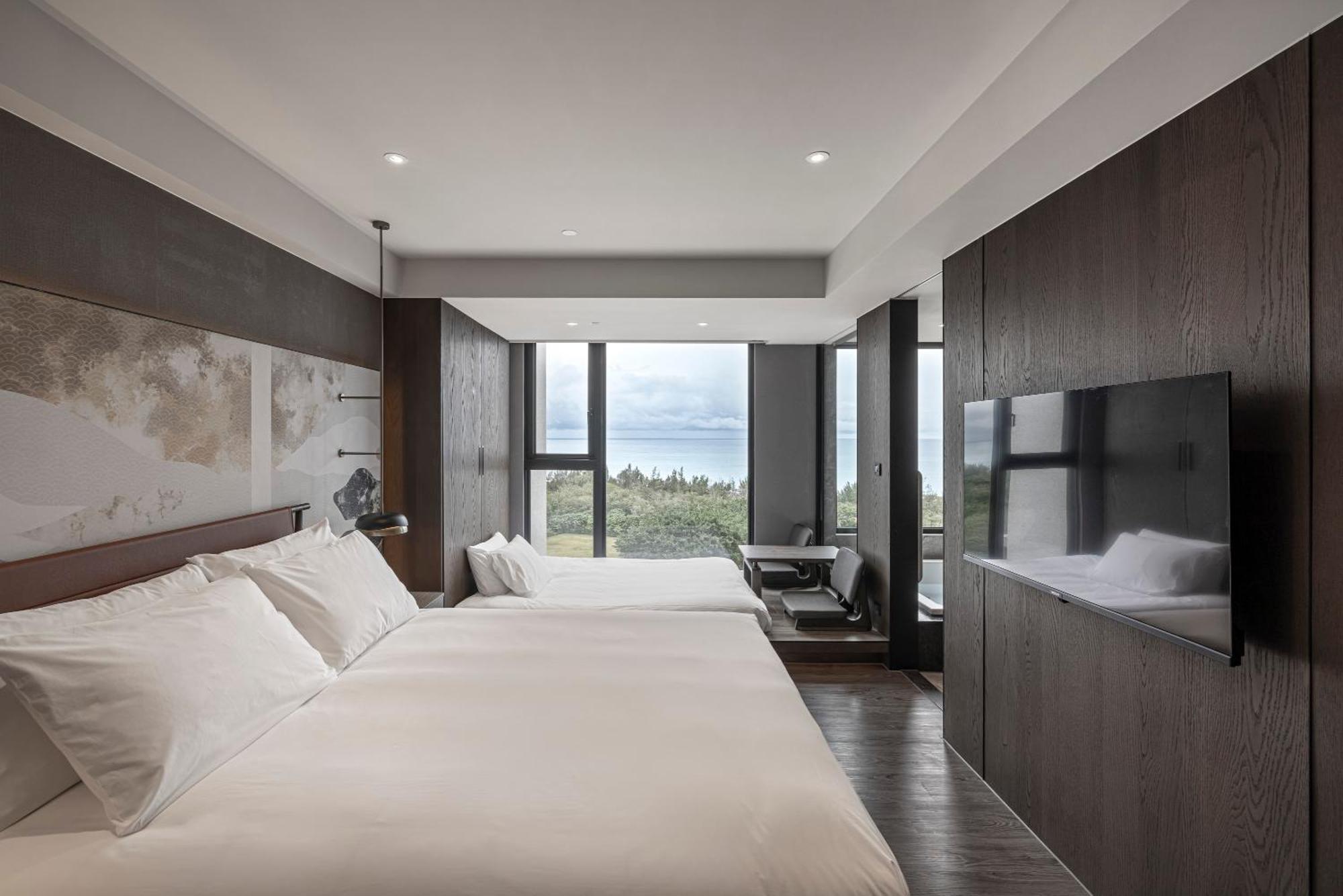 Lakeshore Hotel Hualien Taroko Shunan Cameră foto A guest room at the hotel